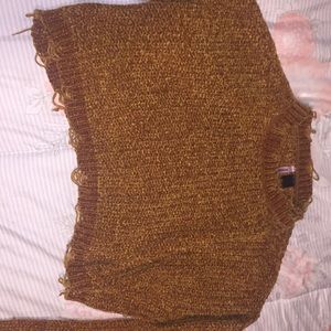 Soft cropped sweater(Brand new)